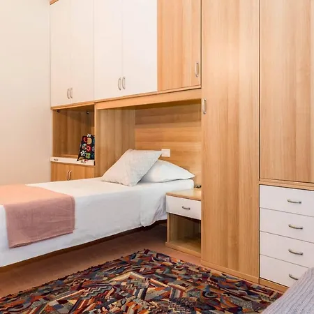Altido Amazing View Apt For 6 With Communal Pool *